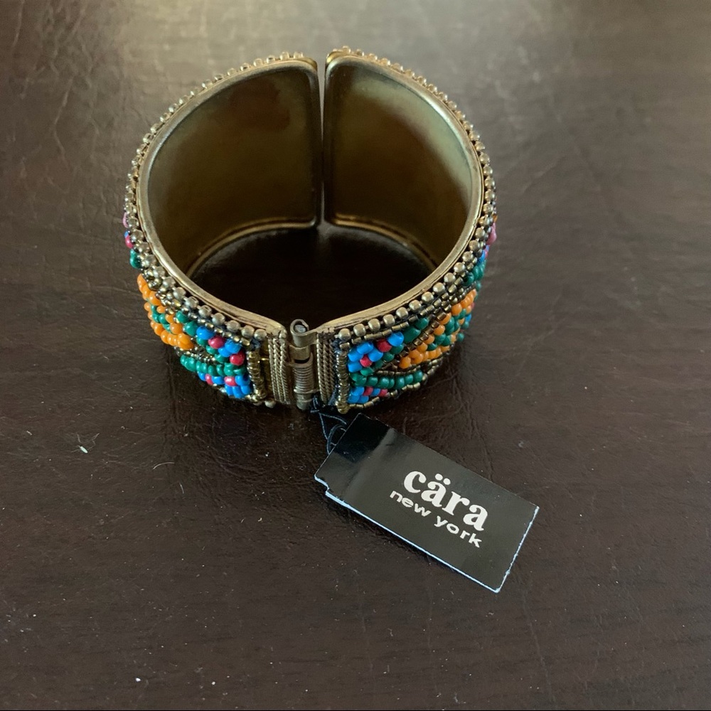 Woman’s cuff - Picture 2 of 5